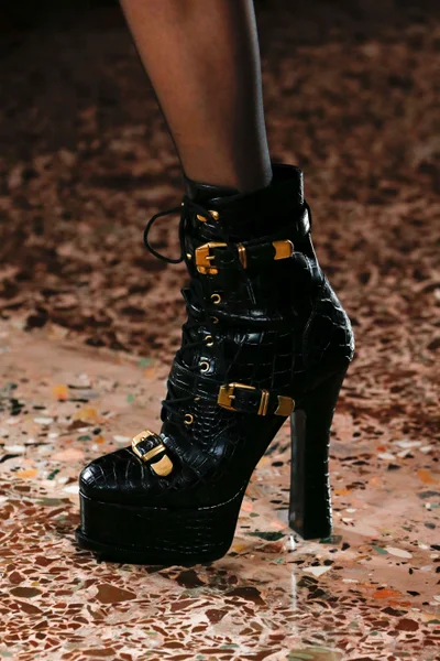 Look 26